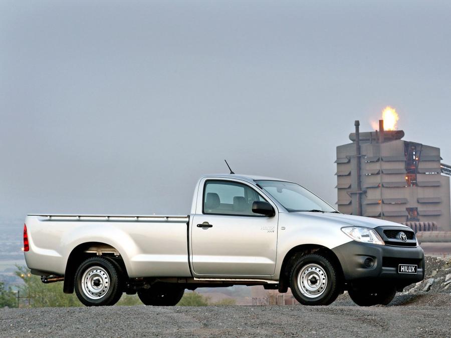  Toyota Hilux Regular Cab 2008 года  (ZA) (фото 2 из 6)